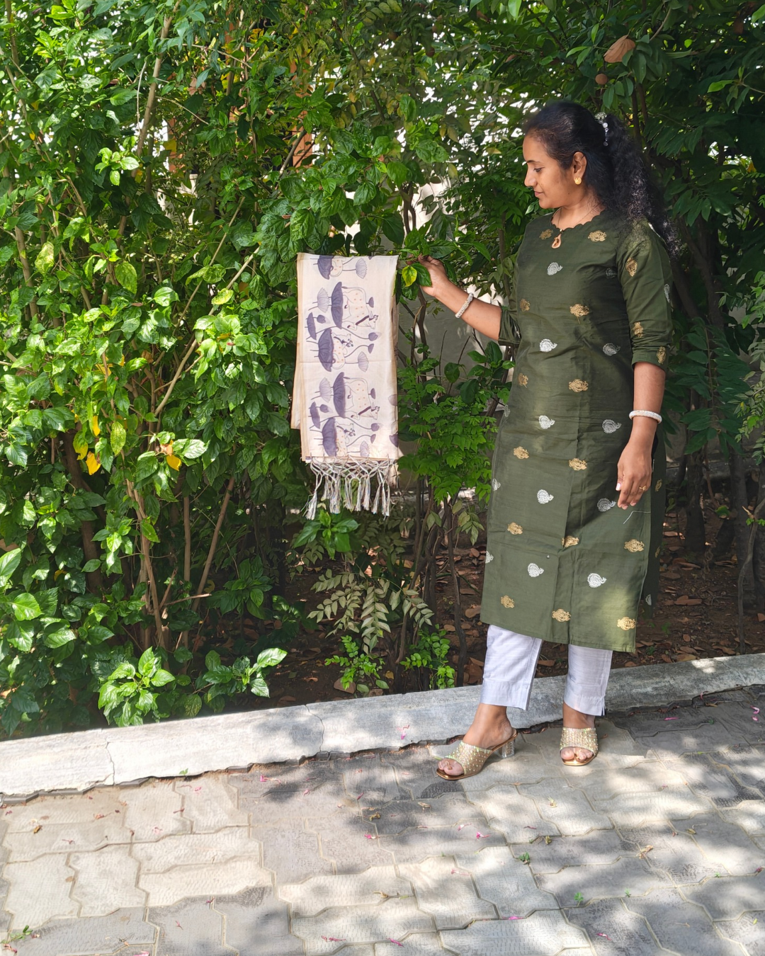 3 Pcs Rawsilk Kurti Set